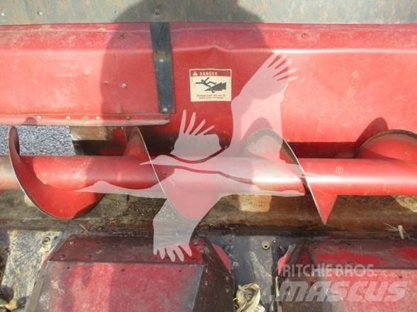Case IH 1063 Ražas novākšanas galvas