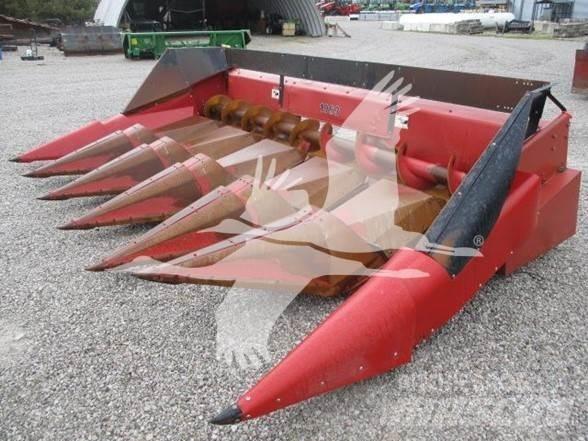 Case IH 1063 Ražas novākšanas galvas