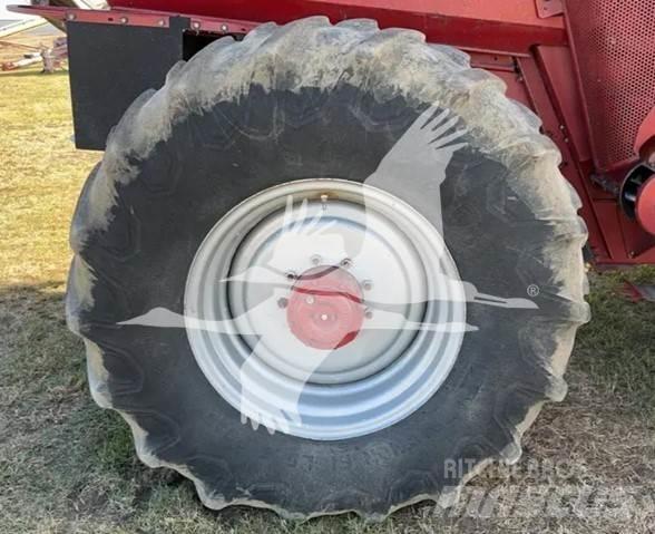 Case IH 2188 Ražas novākšanas kombaini
