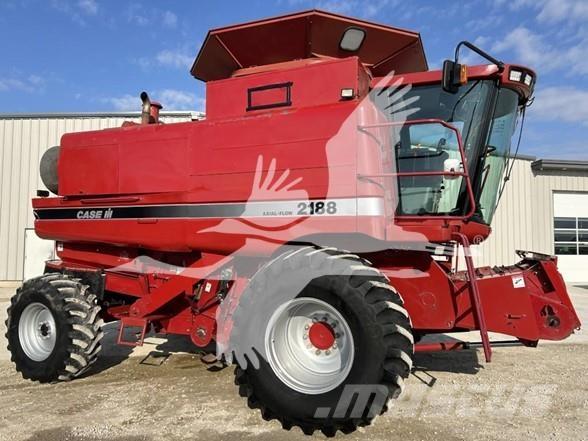 Case IH 2188 Ražas novākšanas kombaini