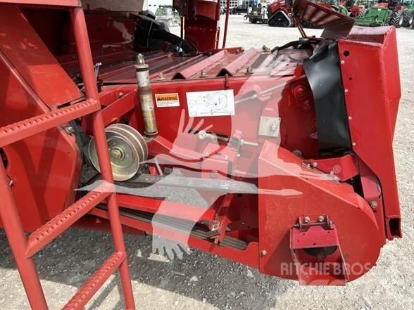Case IH 2388 Ražas novākšanas kombaini
