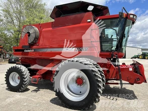 Case IH 2588 Ražas novākšanas kombaini