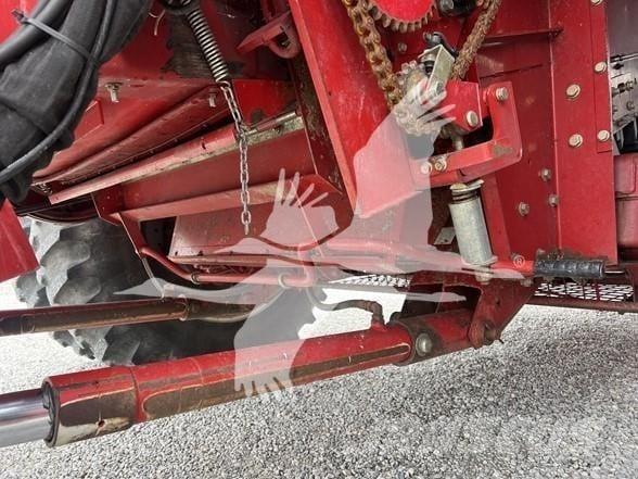 Case IH 2588 Ražas novākšanas kombaini