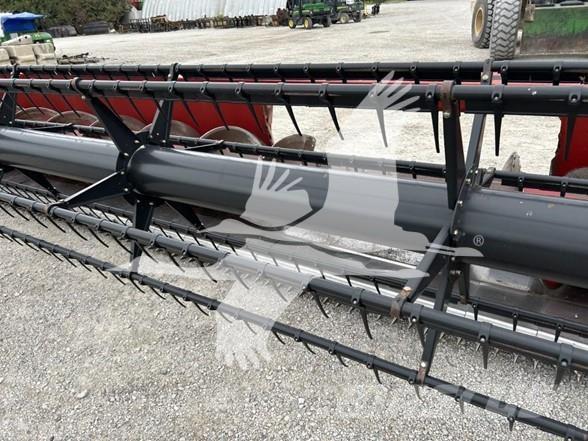 Case IH 3020 Ražas novākšanas galvas