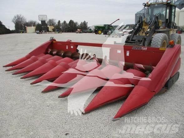 Case IH 3208 Ražas novākšanas galvas