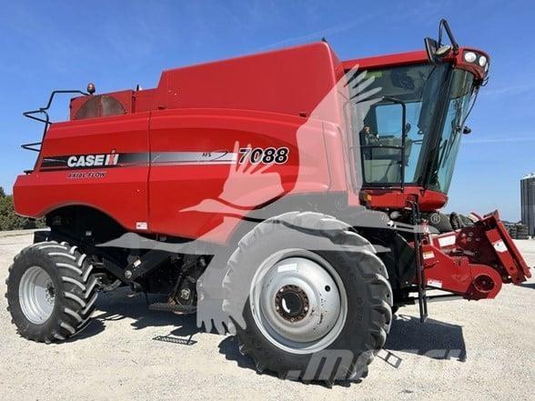 Case IH 7088 Ražas novākšanas kombaini