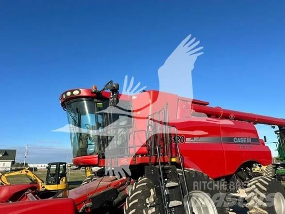 Case IH 7120 Ražas novākšanas kombaini