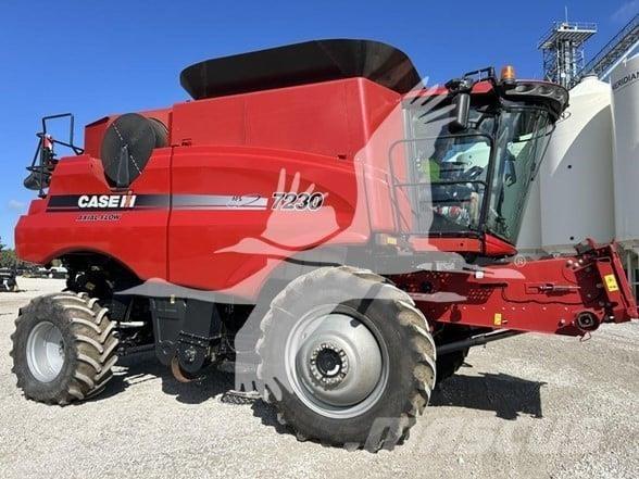 Case IH 7230 Ražas novākšanas kombaini