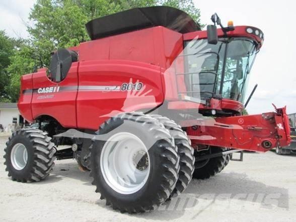Case IH 8010 Ražas novākšanas kombaini