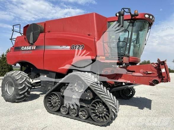 Case IH 8120 Ražas novākšanas kombaini