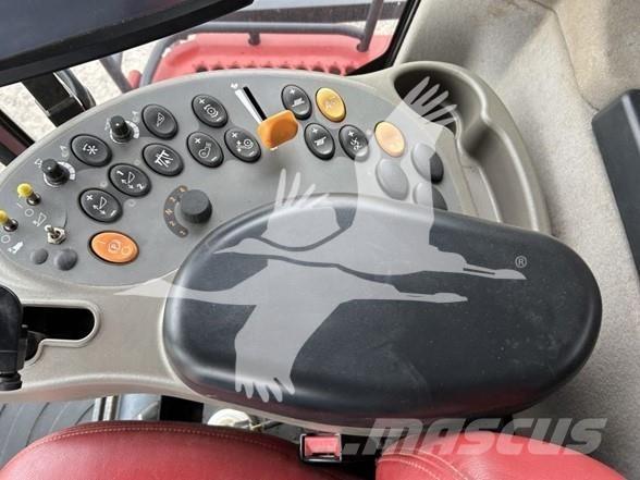 Case IH 8230 Ražas novākšanas kombaini