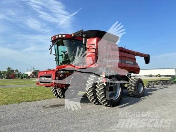 Case IH 9120 Ražas novākšanas kombaini