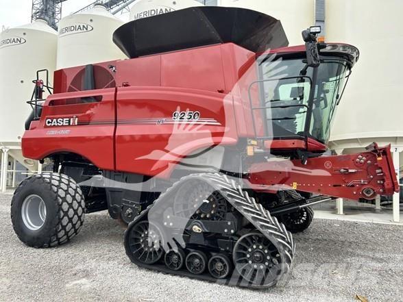 Case IH 9250 Ražas novākšanas kombaini