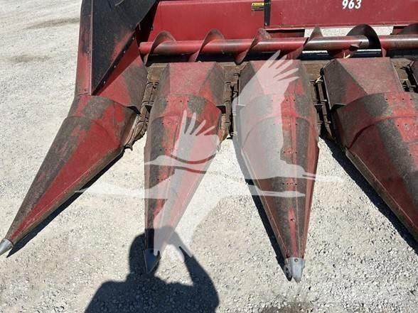 Case IH 963 Ražas novākšanas galvas