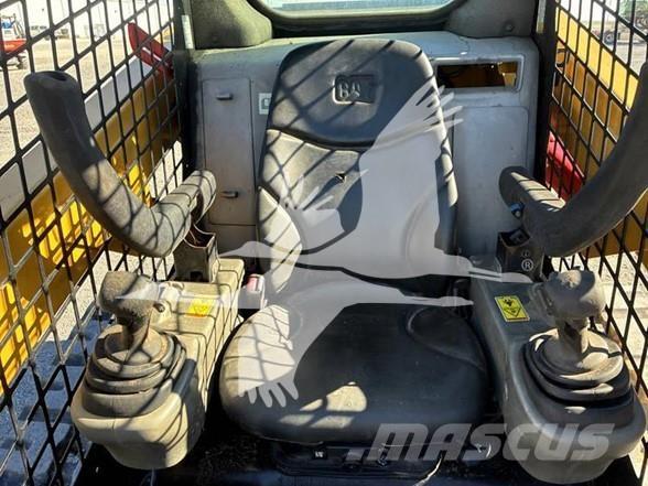 CAT 259D Lietoti riteņu kompaktiekrāvēji