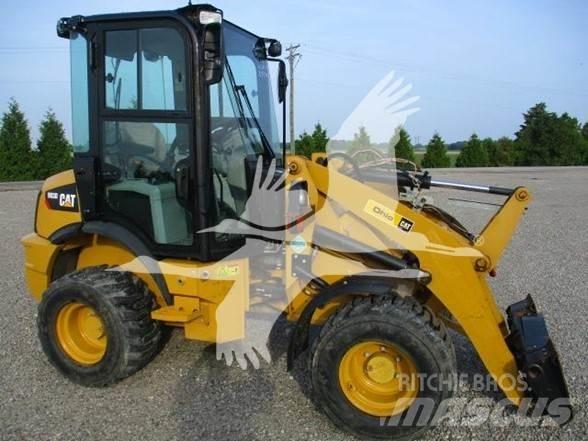 CAT 903D Iekrāvēji uz riteņiem