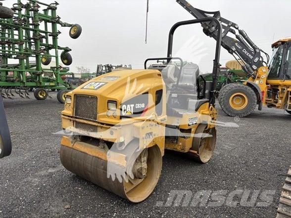 CAT CB24B Vienvalča grunts veltņi