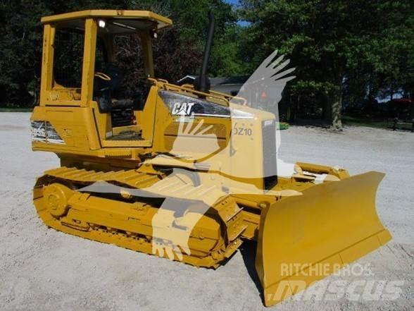 CAT D3G XL Kāpurķēžu buldozeri