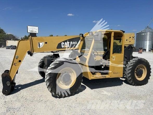 CAT TL943 Teleskopiskie manipulatori