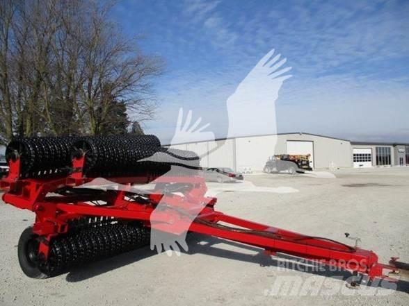 Farmhand WP42 Cita augsnes apstrādes tehnika un papildaprīkojums