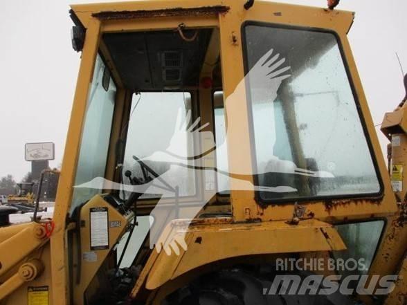 Ford 655A Ekskavatori-iekrāvēji