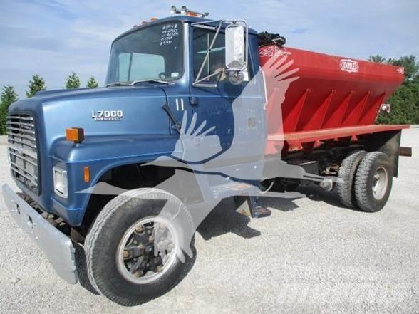 Ford LN7000 Būvniecība- Citi