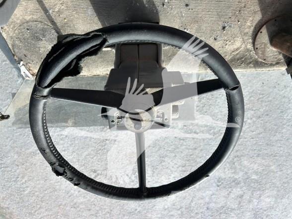 Gleaner R72 Ražas novākšanas kombaini