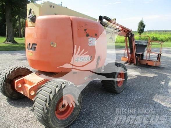 JLG 450AJ Strēles pacēlāji
