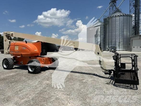 JLG 800A Strēles pacēlāji