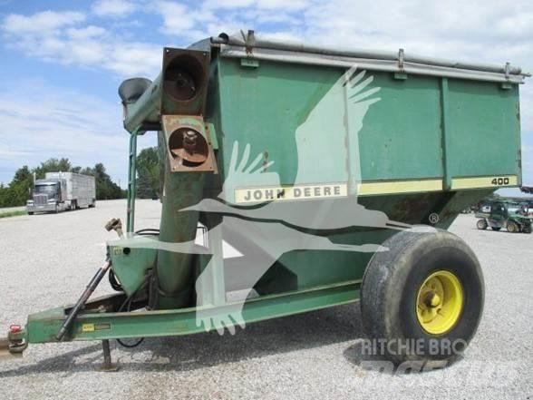 John Deere 400 Graudu pārkraušanas piekabes