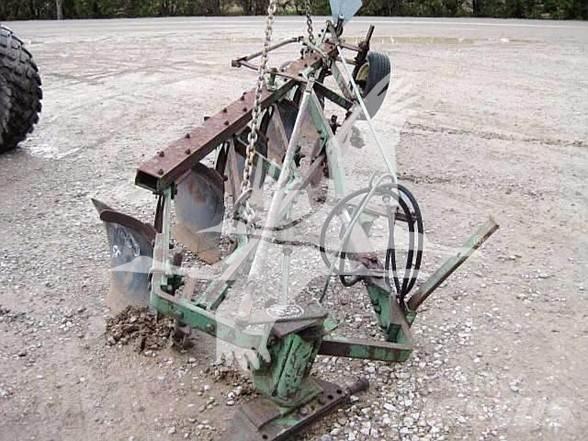 John Deere 514 Maiņvērsējarkli