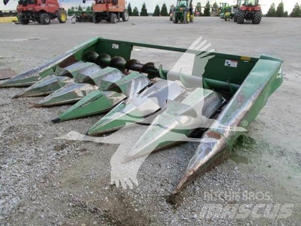 John Deere 643 Ražas novākšanas galvas