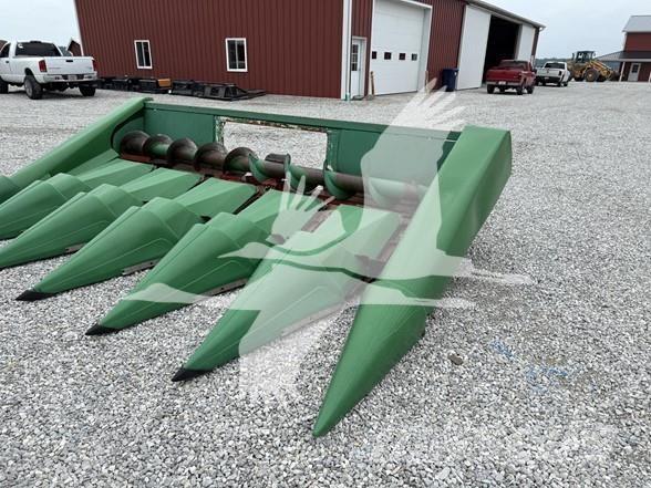 John Deere 643 Ražas novākšanas galvas