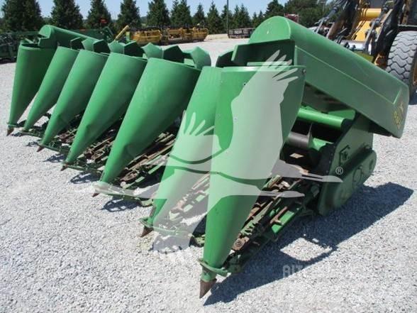 John Deere 693 Ražas novākšanas galvas