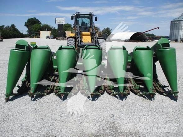 John Deere 693 Ražas novākšanas galvas