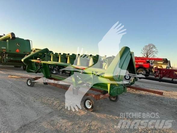 John Deere 893 Ražas novākšanas galvas