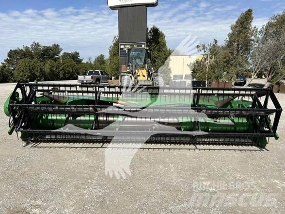 John Deere 918 Ražas novākšanas galvas