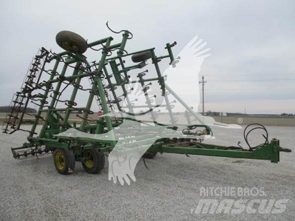 John Deere 960 Kultivatori