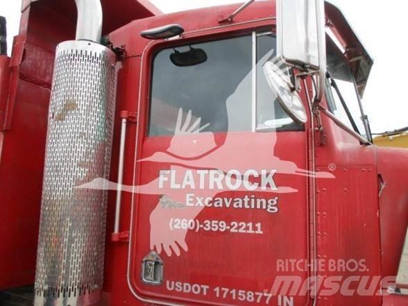 Kenworth T600 Pašizgāzējs
