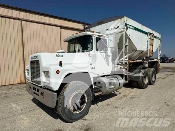 Mack R686ST Būvniecība- Citi