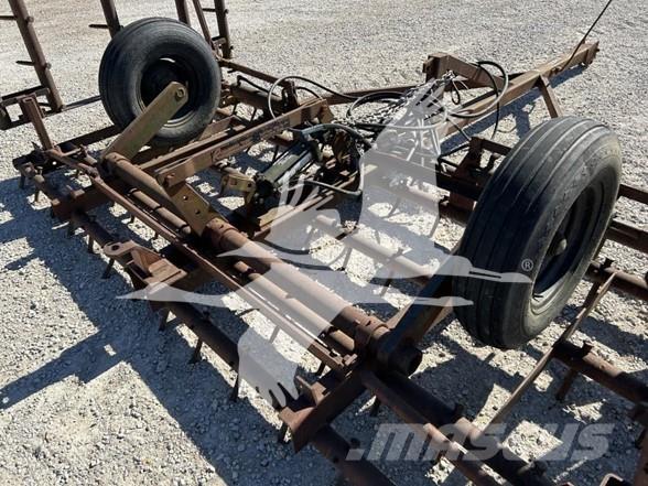 Remlinger 500 Cita augsnes apstrādes tehnika un papildaprīkojums