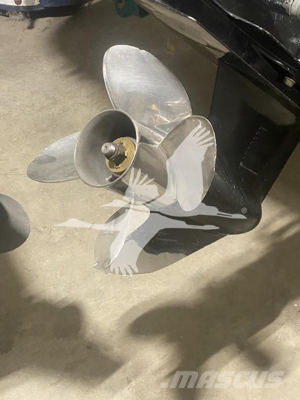  RINKER 21257LM Darba laivas / baržas