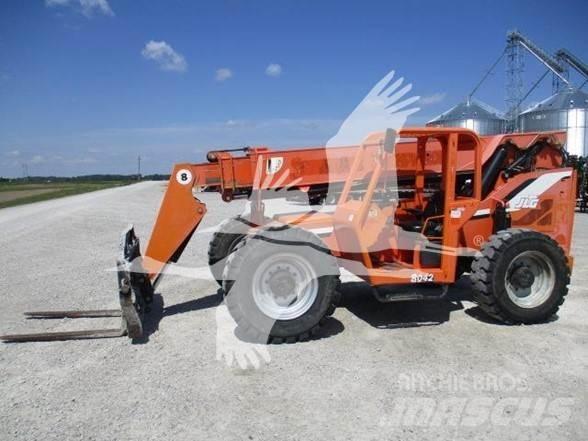 SkyTrak 8042 Teleskopiskie manipulatori