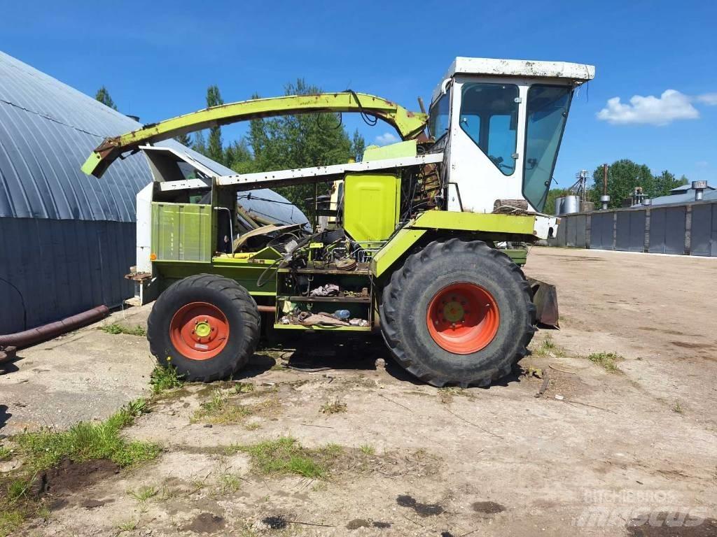 CLAAS Jaguar 690 SL Lopbarības novācēji