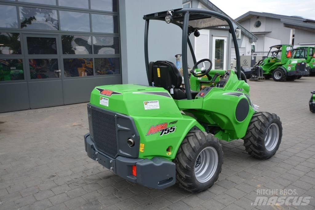 Avant 755i Mini iekrāvēji