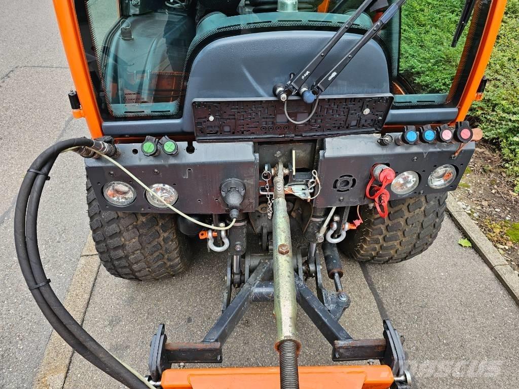 Holder C270 Komunālā tehnika instrumentu pārvadāšanai
