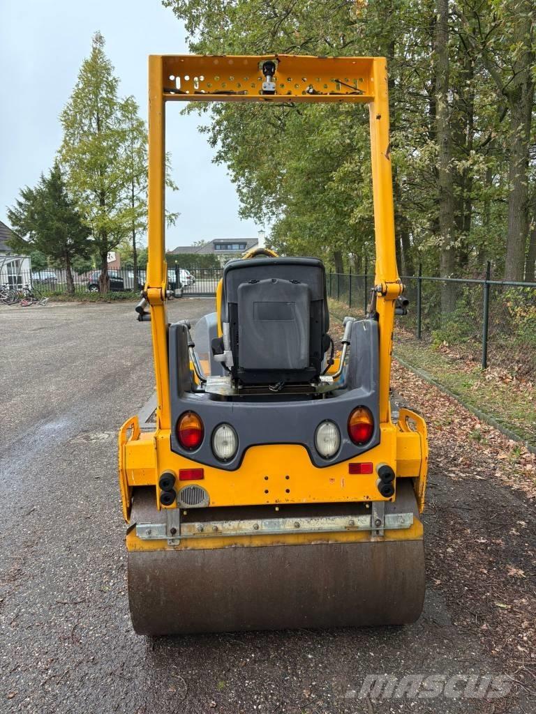 Hamm HD12 VV Divvalču grunts veltņi