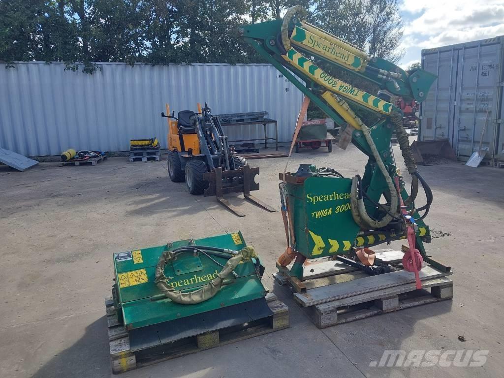 Spearhead Twiga 3000 Mauriņa traktors