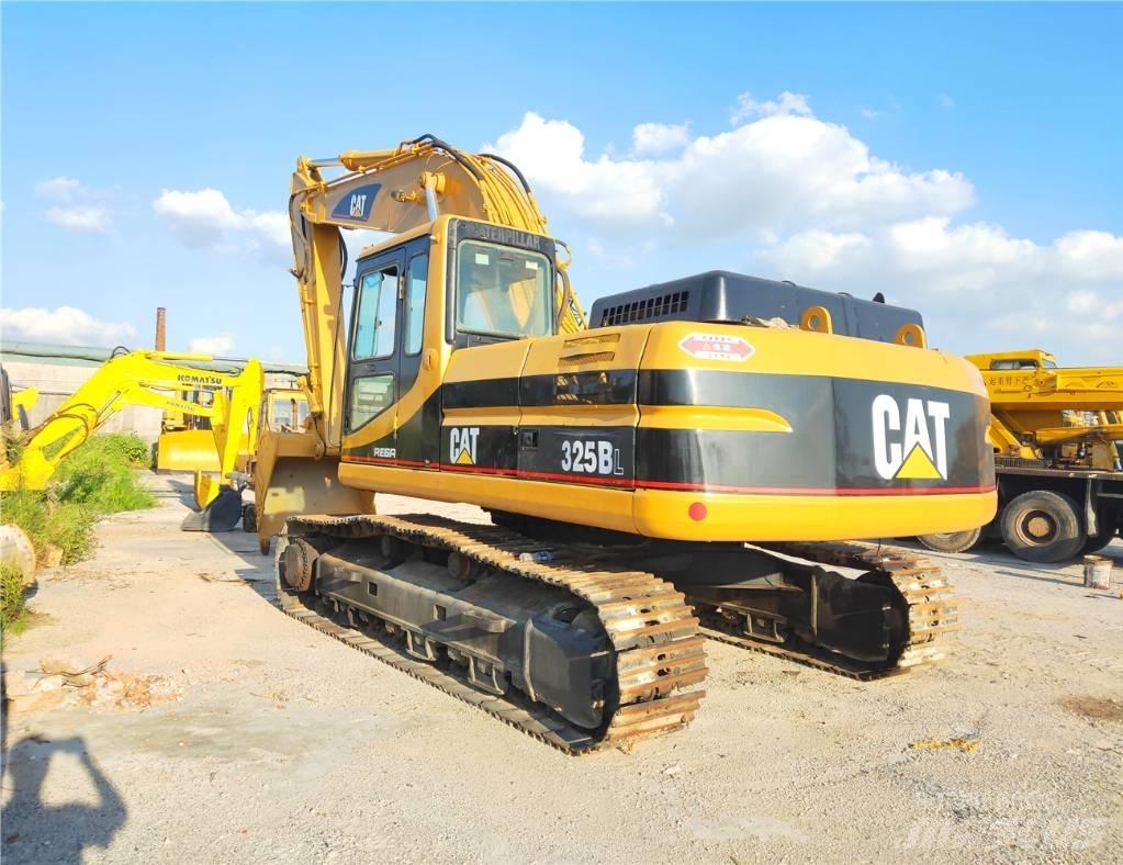 CAT 325B Kāpurķēžu ekskavatori