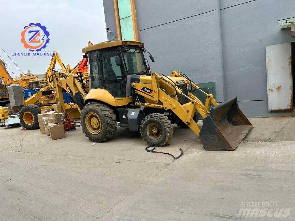 CAT 420 F Ekskavatori-iekrāvēji